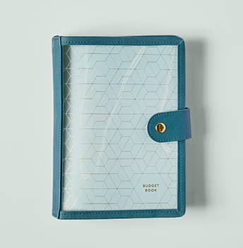 Clear folio featuring budget petiteplanner on the front. Click to shop PetitePlanner Folios.