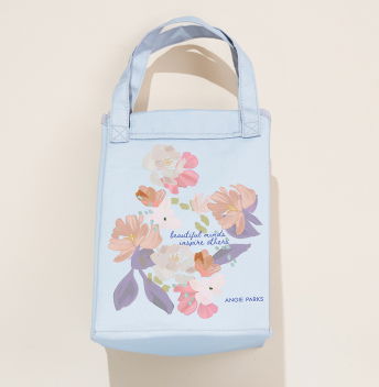 Lunch Totes. Click to shop now.