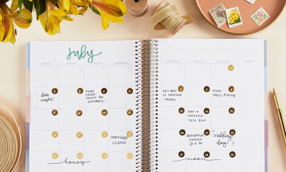 When to Book Your Wedding Planner and What to Know